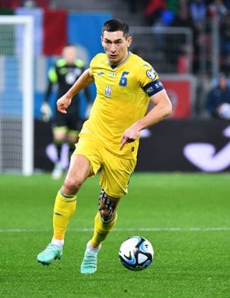 Football, Men, Qualification for the European Championship 2024, BayArena Leverkusen, Ukraine Italy 0 0 Taras Stepanenko UKR Action, single image UEFA REGULATIONS PROHIBIT ANY USE OF PHOTOGRAPHS AS IMAGE SEQUENCES AND OR QUASI VIDEO
