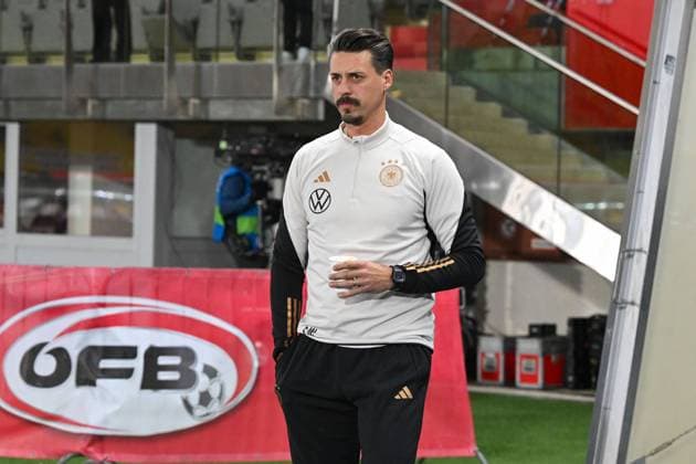 Football, men, 2023 2024 season, international match in Vienna, Austria Germany, v l Co coach Sandro Wagner Germany , 21 11 2023, Copyright: xMatthiasxKochx