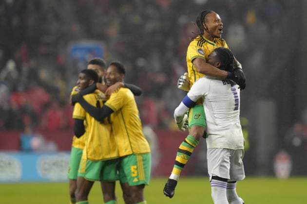 November 21, 2023, TORONTO, ON, CAN: Jamaica s Bobby Reid, second right, celebrates with goalkeeper Andre Blake at the final whistle after defeating Canada in CONCACAF Nations League quarterfinal action in Toronto, on Tuesday, November 21, 2023. Bobby Reid ; Andre Blake  - ZUMAc35_ 20231121_zaf_c35_226 Copyright: xChrisxYoungx