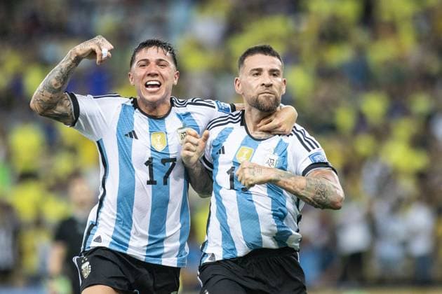 Sport Themen der Woche KW47 Sport Bilder des Tages November 21, 2023, Rio de Janeiro, Rio de Janeiro,Brazil, Brazil: Player of Argentina Otamendi celebrates after scoring a goal during a match between Brazil and Argentina as part of 2026 FIFA World Cup, WM, Weltmeisterschaft, Fussball South American Qualification at Maracana Stadium on November 21, 2023 in Rio de Janeiro, Brazil. ( PxImages) Rio de Janeiro Brazil - ZUMAp175 20231121_zsa_p175_015 Copyright: xWandersonxOliveirax