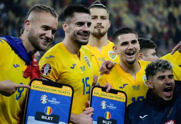UEFA EURO, EM, Europameisterschaft,Fussball 2024 Qualifying Tournament: Romania vs. Switzerland George Puscas, Andrei Burca, Radu Dragusin, Razvan Marin, and Florinel Coman celebrate Romania finishing in first place in their group, after the UEFA EURO 2024 Qualifying match between Romania and Switzerland on November 21 2023, in Bucharest, Romania Bucharest National Arena Bucharest Romania Copyright: xAlexandraxFechetex Euro2024Qualifiers_Rou_vs_Swi_154