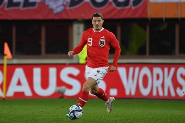 Marcel SABITZER AUT , action,single action,single image,cropped image,full body shot,whole figure Soccer international match Austria AUT Germany GER 2 0 on 21 11 2023 ,Ernst Happel Stadium in Vienna
