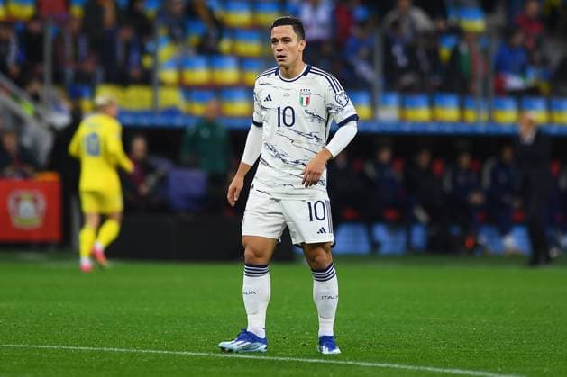 LEVERKUSEN, GERMANY - 20 November, 2023: Giacomo Raspadori, The UEFA EURO, EM, Europameisterschaft,Fussball 2024 Football match Qualifier Ukraine vs Italy at BayArena  Copyright: xVITALIIxKLIUIEVx