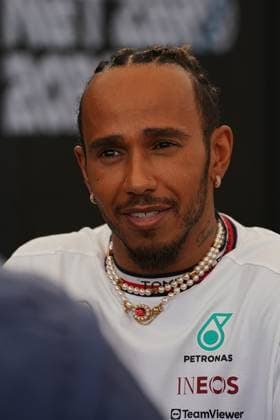 23 11 2023, Yas Marina Circuit, Abu Dhabi, Formula 1 Etihad Airways Abu Dhabi Grand Prix 2023 , pictured Lewis Hamilton GBR , Mercedes AMG Petronas F1 Team Abu Dhabi Yas Marina Circuit United Arab Emirates  eu-images-506