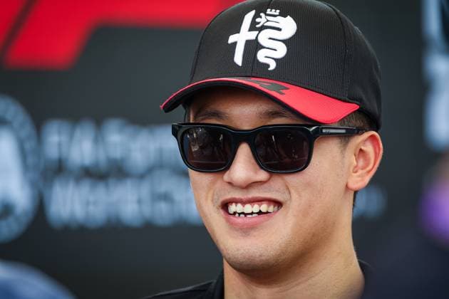 ZHOU Guanyu (chi), Alfa Romeo F1 Team Stake C43, portrait during the 2023 Formula 1 Etihad Airways Abu Dhabi Grand Prix, 22th round of the 2023 Formula One World Championship, WM, Weltmeisterschaft from November 24 to 26, 2023 on the Yas Marina Circuit, in Abu Dhabi - F1 - ABU DHABI GRAND PRIX 2023 DPPI Panoramic  00123047_G0OD7863