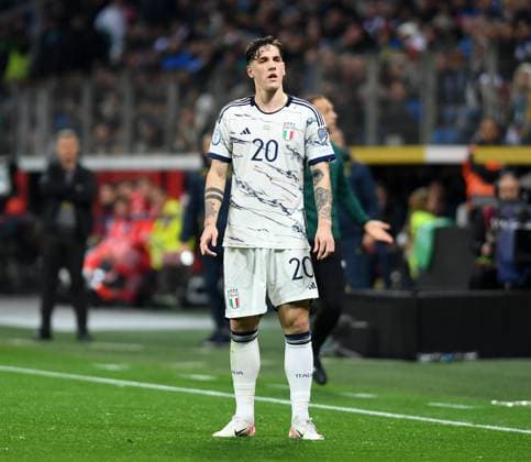 20 11 2023, Leverkusen, Germany, BayArena, Ukraine vs Italy UEFA EURO 2024 European Qualifiers Group C, Nicolo Zaniolo Italy looks on Photo Ralf Treese Leverkusen BayArena North Rhine Westphalia Germany  521_UKRITA20231120_140 Treese-521