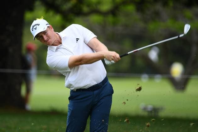 GOLF AUSTRALIAN PGA, Golf Herren Nick Voke of New Zealand plays a shot during round 2 of the 2023 Australian PGA Championship in Brisbane, Friday, November 24, 2023. ( NO ARCHIVING, EDITORIAL USE ONLY, NO USE IN BOOKS WITHOUT CONSENT BRISBANE QUEENSLAND AUSTRALIA  Copyright: xJONOxSEARLEx 20231124001869024503