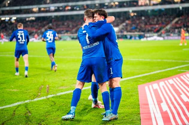 24 11 2023 Soccer, 2023 2024, 2 Bundesliga, Matchday 14, Hannover 96 Hertha BSC Berlin L R Florian Niederlechner Berlin celebrates after his goal to 0 1 with Fabian Reese Berlin DFL REGULATIONS PROHIBIT ANY USE OF PHOTOGRAPHS AS IMAGE SEQUENCES AND OR QUASI VIDEO Hannover Lower Saxony Germany Heinz von Heiden Arena