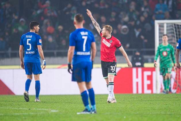 24 11 2023 Soccer, 2023 2024, 2 Bundesliga, Matchday 14, Hannover 96 Hertha BSC Berlin R Andreas Voglsammer Hannover cheers after his goal for 2 2 DFL REGULATIONS PROHIBIT ANY USE OF PHOTOGRAPHS AS IMAGE SEQUENCES AND OR QUASI VIDEO Hannover Lower Saxony Germany Heinz von Heiden Arena