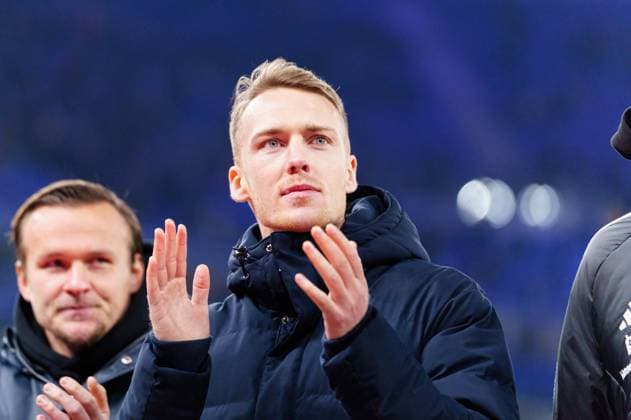 Sebastian Schonlau Hamburger SV, 04 GER, Hamburger SV vs Eintracht Braunschweig, Football, 2 Bundesliga, Matchday 14, Season 2023 2024, 24 11 2023 DFL REGULATIONS PROHIBIT ANY USE OF PHOTOGRAPHS AS IMAGE SEQUENCES AND OR QUASI VIDEO GER, Hamburger SV vs Eintracht Braunschweig, Football, 2 Bundesliga, Matchday 14, Season 2023 2024, 24 11 2023 Hamburg Copyright: xEibner-Pressefoto MarcelxvonxFehrnx EP_MFN
