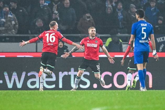 2 Bundesliga Hannover 06 Hertha BSC Berlin on 24 11 2023 at the HDI Arena in Hannover Cheering, goal celebration, goal scorer, goal scorer Andreas Voglsammer Hannover 96 cheers after his goal for 2 2 MT