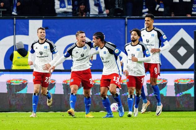 Goal celebration Hamburger SV after goal to 1 0 Guilherme Ramos Hamburger SV, 13 GER, Hamburger SV vs Eintracht Braunschweig, Football, 2 Bundesliga, Matchday 14, Season 2023 2024, 24 11 2023 DFL REGULATIONS PROHIBIT ANY USE OF PHOTOGRAPHS AS IMAGE SEQUENCES AND OR QUASI VIDEO GER, Hamburger SV vs Eintracht Braunschweig, Football, 2 Bundesliga, Matchday 14, Season 2023 2024, 24 11 2023 Hamburg Copyright: xEibner-Pressefoto MarcelxvonxFehrnx EP_MFN