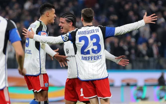 2 Liga Season 2023 2024 14 Matchday 24 11 2023 Hamburger SV Eintracht Braunschweig at Volksparkstadion 2 0 Goal celebration f l Robert Glatzel Hamburger SV , Guilherme Ramos Hamburger SV , Jonas Meffert Hamburger SV DFL REGULATIONS PROHIBIT ANY USE OF PHOTOGRAPHS AS IMAGE SEQUENCES AND OR QUASI VIDEO