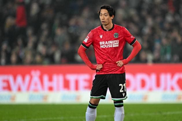 2 Bundesliga Hannover 06 Hertha BSC Berlin on 24 11 2023 at the HDI Arena in Hannover Sei Muroya Hannover 96 dissatisfied, disappointed, disappointed, dejected MT