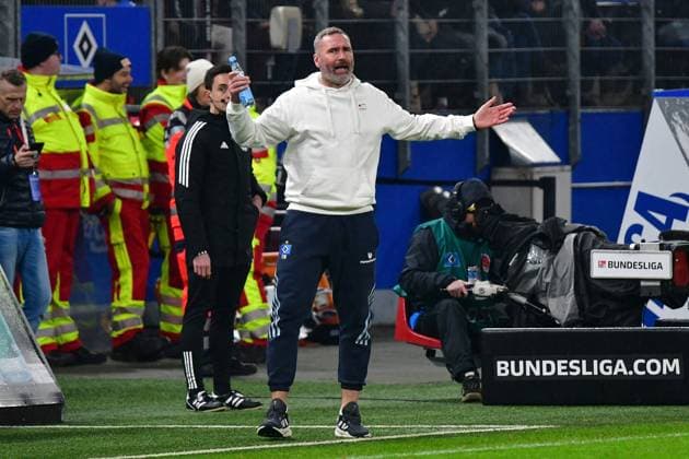 Soccer I Men I Season 2023 2024 I 2 Bundesliga I 14 Matchday I Hamburger SV Eintracht Braunschweig I 24 11 2023 HSV Coach Tim Walter Hamburg Volksparkstadion Hamburg Germany Copyright: xLOBECA NorbertxGettschatx