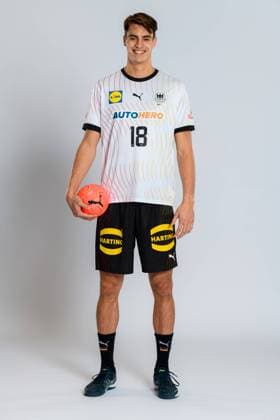 Munich, Germany October 29, 2023 Handball DHB photo shoot Julian Köster Koester Germany portrait, full body, image, single, single shot, picture, single, solo, alone, Munich Bavaria Germany