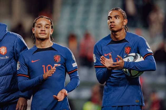 Xavi Simons, Calvin Stengs during UEFA EURO, EM, Europameisterschaft,Fussball 2024 qualifying game between national teams of Gibraltar and Netherlands, Estadio Algarve, Loule, Faro, Portugal. (Maciej Rogowski) Faro Estadio Algarve Portugal Copyright: xMaciejxRogowskix gib-ned-21-11-2023-167