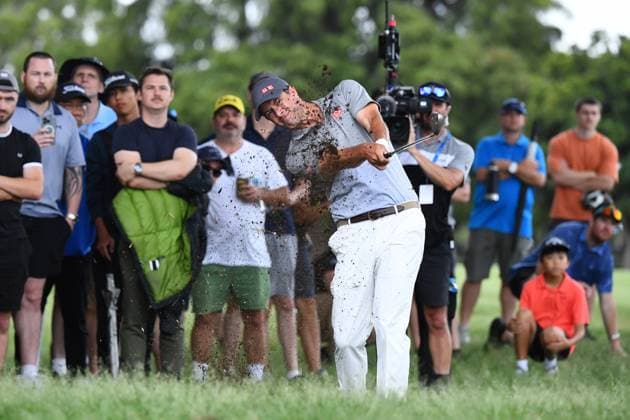 GOLF AUSTRALIAN PGA, Golf Herren Adam Scott plays a shot during round 3 of the 2023 Australian PGA Championship in Brisbane, Saturday, November 25, 2023. ( NO ARCHIVING, EDITORIAL USE ONLY, NO USE IN BOOKS WITHOUT CONSENT BRISBANE QUEENSLAND AUSTRALIA  Copyright: xJONOxSEARLEx 20231125001869486287