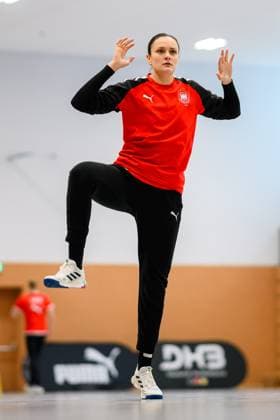 Munich, Germany 04 November Handball DHB Women Training Goalkeeper Nicole Roth Germany Munich Bavaria Germany
