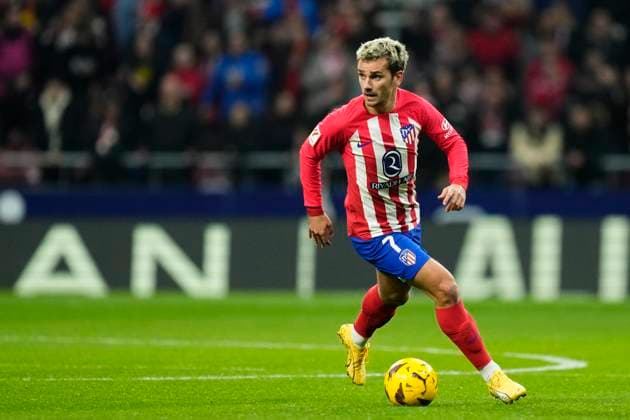 Atletico Madrid v RCD Mallorca - LaLiga EA Sports Antoine Griezmann second striker of Atletico de Madrid and France in action during the LaLiga EA Sports match between Atletico Madrid and RCD Mallorca at Civitas Metropolitano Stadium on November 25, 2023 in Madrid, Spain. Madrid Spain  Copyright: xJosexBretonx originalFilename:breton-atletico231125_np7gL.jpg