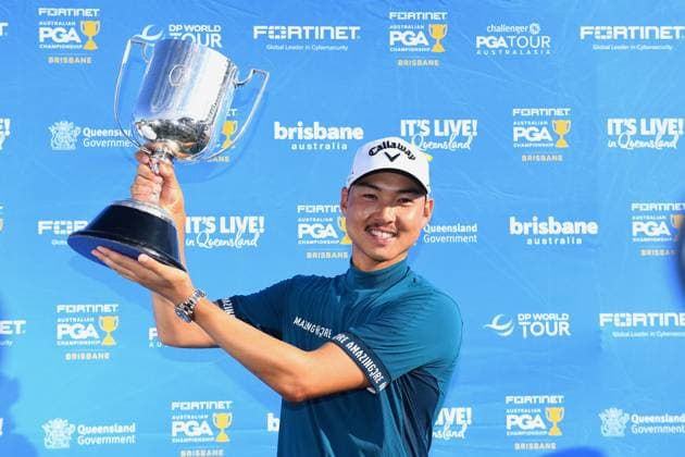 GOLF AUSTRALIAN PGA, Golf Herren Min Woo Lee celebrates winning the 2023 Australian PGA Championship in Brisbane, Sunday, November 26, 2023. ( NO ARCHIVING, EDITORIAL USE ONLY, NO USE IN BOOKS WITHOUT CONSENT BRISBANE QUEENSLAND AUSTRALIA  Copyright: xJONOxSEARLEx 20231126001870023683