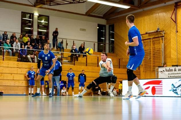 25 11 2023, GER, 2 BL Maenner Sued, Volleyball,Saison 2023 2024, Blue Volleys Gotha vs TV Buehl Stueckrad, Max Blue Volleys Gotha 99867 Gotha Ernestiner Halle Thüringen Germany