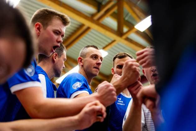 25 11 2023, GER, 2 BL Maenner Sued, Volleyball,Saison 2023 2024, Blue Volleys Gotha vs TV Buehl Gorski, Tomasz Blue Volleys Gotha 99867 Gotha Ernestiner Halle Thüringen Germany