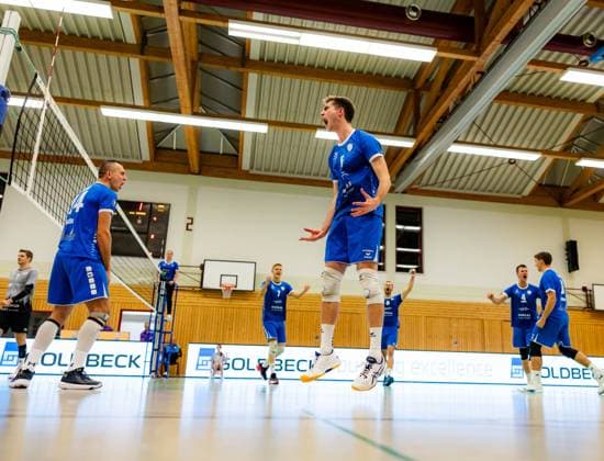 25 11 2023, GER, 2 BL Maenner Sued, Volleyball,Saison 2023 2024, Blue Volleys Gotha vs TV Buehl Erik Niederluecke Blue Volleys Gotha 99867 Gotha Ernestiner Halle Thüringen Germany