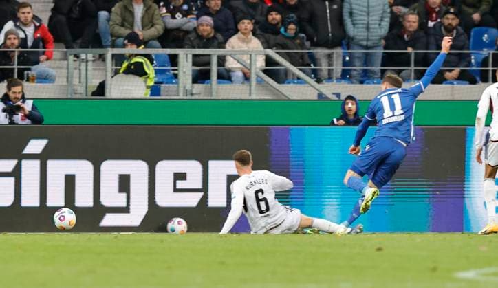 26 11 2023 Soccer Season 2023 2024 2 Soccer Bundesliga 14 Matchday Karlsruher SC KSC 1 FC Nuremberg FCN Club Sportfoto Zink DaMa xdaxmax DFL regulations prohibit any use of photographs as image sequences and or quasi video only for editorial use Tor Treffer Goal shot to 3 1 Goalscorer Budu Zivzivadze 11, Karlsruher SC KSC vs Florian Flick 6, 1 FC Nuremberg FCN