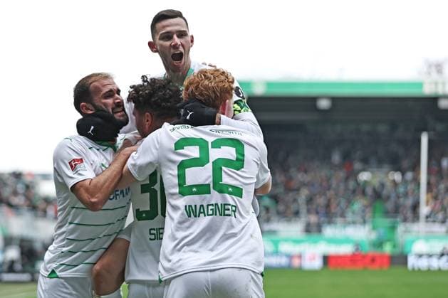 Branimir Hrgota and SpVgg Greuther Fürth after the 1 0 in the first round match of the 2023 2024 season between SpVgg Greuther Fürth and SV Wehen Wiesbaden 2 0 in Fürth 26 11 2023