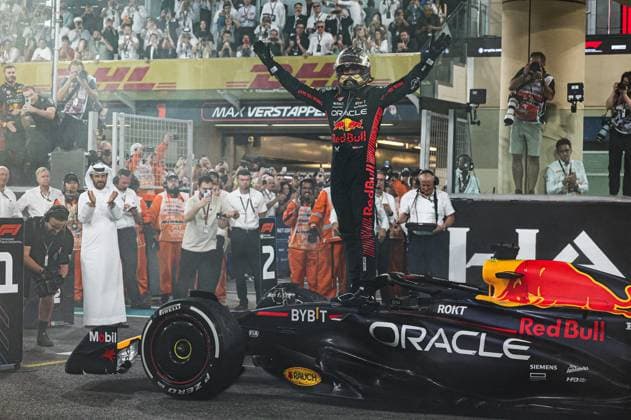 1 Max Verstappen NLD, Oracle Red Bull Racing , F1 Grand Prix of Abu Dhabi at Yas Marina Circuit on November 26, 2023 in Abu Dhabi, United Arab Emirates Photo by HOCH ZWEI Abu Dhabi United Arab Emirates