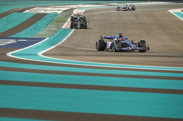 31 Esteban Ocon FRA, BWT Alpine F1 Team , F1 Grand Prix of Abu Dhabi at Yas Marina Circuit on November 26, 2023 in Abu Dhabi, United Arab Emirates Photo by HOCH ZWEI Abu Dhabi United Arab Emirates