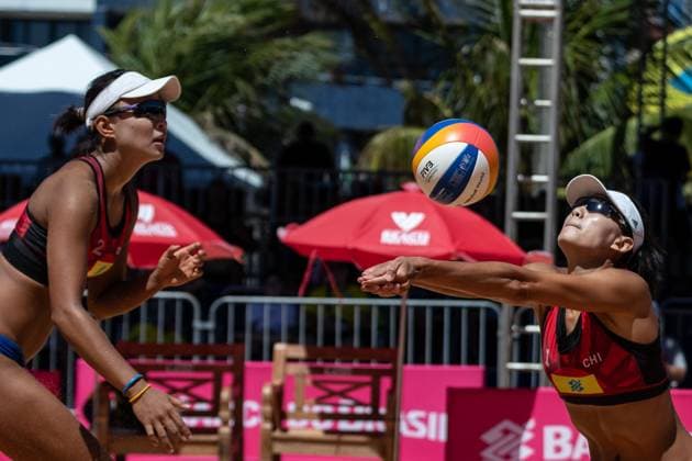 (231126) -- JOAO PESSOA, Nov. 26, 2023 -- Xue Chen (R) Xia Xinyi of China compete during the women s semifinal match between Xue Chen Xia Xinyi of China and Ana Patricia Duda of Brazil at the World Beach volleyball, Beachvolleyball Pro Tour 2023 in Joao Pessoa, Brazil, Nov. 26, 2023. ) (SP)BRAZIL-JOAO PESSOA-BEACH VOLLEYBALL-WORLD PRO TOUR WangxTiancong 