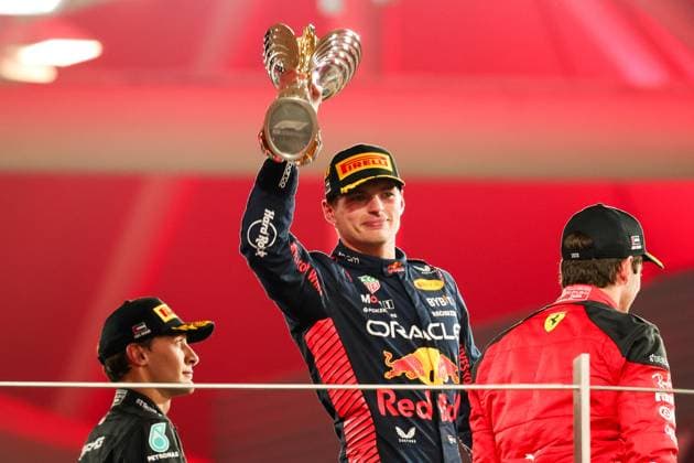 1 Max Verstappen NLD, Oracle Red Bull Racing , F1 Grand Prix of Abu Dhabi at Yas Marina Circuit on November 26, 2023 in Abu Dhabi, United Arab Emirates Photo by HOCH ZWEI Abu Dhabi United Arab Emirates