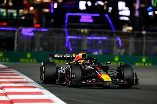 1 Max Verstappen NLD, Oracle Red Bull Racing , F1 Grand Prix of Abu Dhabi at Yas Marina Circuit on November 26, 2023 in Abu Dhabi, United Arab Emirates Photo by HOCH ZWEI Abu Dhabi United Arab Emirates