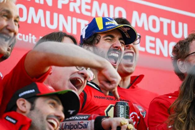 Sport Themen der Woche KW47 Sport Bilder des Tages MotoGP World Championship, WM, Weltmeisterschaft - 2023 MotoGP Grand Prix of Spain - Gran Premio Motul de la Comunitat Valenciana - Race e press conference, PK, Pressekonferenz Bagnaia Francesco ITA Ducati Lenovo Team Ducati celebrates the first place of the MotoGP race during 2023 MotoGP Grand Prix of Spain - Gran Premio Motul de la Comunitat Valenciana - Race e Press Conference, MotoGP World Championship in Valencia, Spain, November 26 2023 Valencia Spain  Copyright: xIPAxSport ABACAx