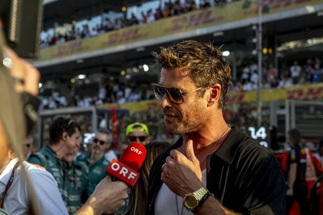 Abu Dhabi - 26-11-2023, Yas Marina Circuit, Chris Hemsworth at the Formula 1 UAE Grand Prix 2023 Sunday Formula 1 UAE Grand Prix 2023 Sunday  x23303296x Copyright: