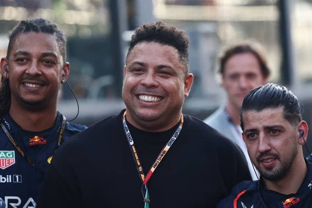 F1 Abu Dhabi Grand Prix 2023 Ronaldo ahead of the Formula 1 Abu Dhabi Grand Prix at Yas Marina Circuit in Abu Dhabi, United Arab Emirates on November 26, 2023. Abu Dhabi United Arab Emirates  Copyright: xJakubxPorzyckix originalFilename:porzycki-f1abudha231126_np8R8.jpg