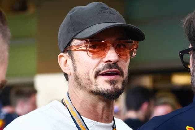 November 26, 2023, Abu Dhabi, United Arab Emirates: Orlando Bloom is seen during Formula 1 Abu Dhabi Grand Prix at Yas Marina Circuit on November 26, 2023 in Abu Dhabi, United Arab Emirates. Abu Dhabi United Arab Emirates - ZUMAz156 0368215665st Copyright: xBeataxZawrzelx