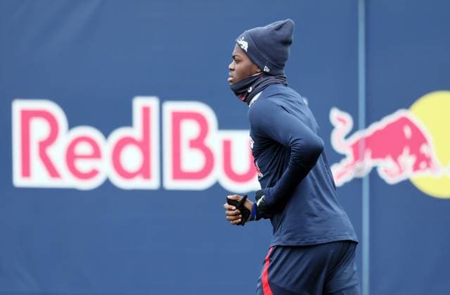 RB Leipzig training Champions League Leipzig, 27 11 2023, RB training center, UEFA Champions League , RB Leipzig final training the day before Manchester City vs RBL , In the picture Castello Lukeba 23, RB Leipzig , Picture Point