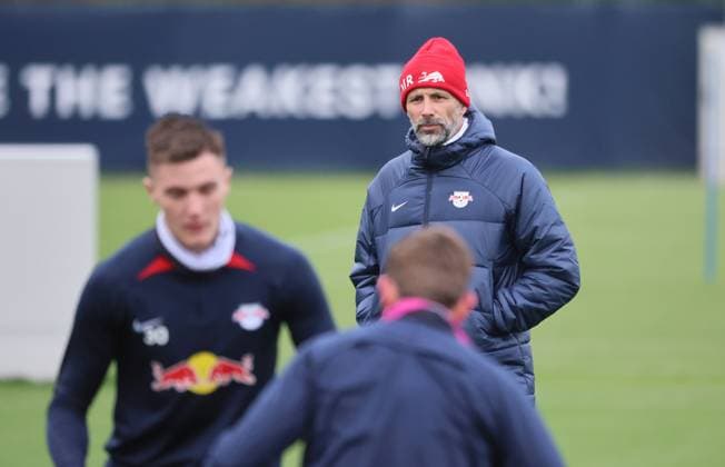 RB Leipzig training Champions League Leipzig, 27 11 2023, RB training center, UEFA Champions League , RB Leipzig final training the day before Manchester City vs RBL , In the picture coach Marco Rose RB Leipzig , Picture Point