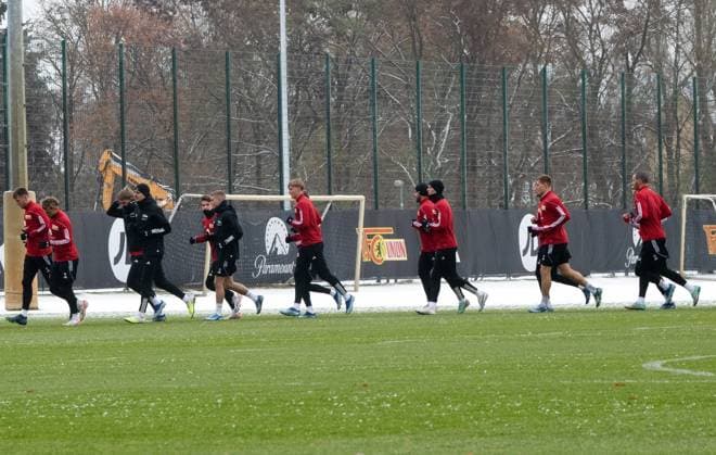 Football, Men, Season 2023 2024, Champions League, Training of 1 FC Union Berlin at Stadion An der Alten Försterei on the day before the match against SC Braga, Overview, 28 10 2023, Copyright: xSebastianxRäppold MatthiasxKochx