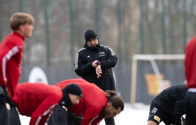 Football, Men, Season 2023 2024, Champions League, Training of 1 FC Union Berlin at Stadion An der Alten Försterei the day before the match against SC Braga, Coach Nenad Bjelica 1 FC Union Berlin , 28 10 2023, Copyright: xSebastianxRäppold MatthiasxKochx
