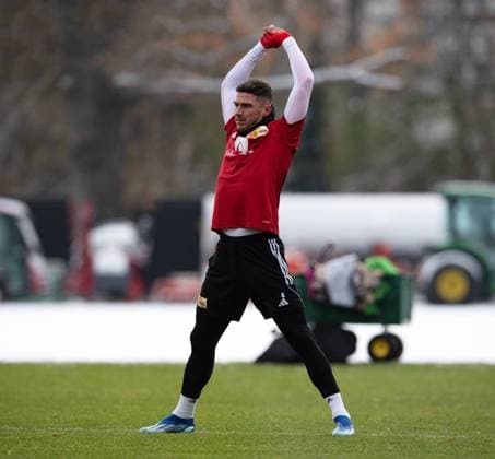 Football, Men, Season 2023 2024, Champions League, Training of 1 FC Union Berlin at the stadium An der Alten Försterei the day before the match against SC Braga, Robin Gosens 1 FC Union Berlin , 28 10 2023, Copyright: xSebastianxRäppold MatthiasxKochx