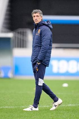 Fußball, CL, Real Sociedad San Sebastian Training SOCCER - UEFA CL, Sociedad vs RBS SAN SEBASTIAN,SPAIN,28.NOV.23 - SOCCER - UEFA Champions League, group stage, Real Sociedad vs Red Bull Salzburg, preview, training Sociedad. Image shows head coach Imanol Alguacil (Sociedad).  GEPAxpictures xDanielxFernandezxPerez