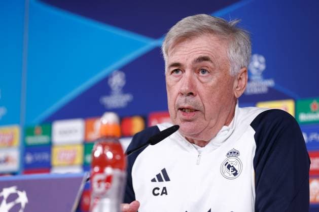 November 28, 2023, VALDEBEBAS, MADRID, SPAIN: Carlo Ancelotti, head coach of Real Madrid, attends his press conference, PK, Pressekonferenz during the training day before the UEFA Champions League, Group C, football match to play between Real Madrid and SSC Napoli at Ciudad Deportiva Real Madrid on November 28, 2023, in Valdebebas, Madrid, Spain. VALDEBEBAS SPAIN - ZUMAa181 20231128_zaa_a181_053 Copyright: xOscarxJ.xBarrosox