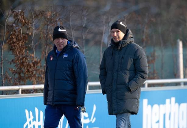 Soccer, Men, Season 2023 24, 2 Bundesliga, Hertha BSC, Training, f l Coach Pal Dardai Hertha BSC , Sports Director Benjamin Weber Hertha BSC , 28 11 2023, Copyright: xSebastianxRäppold MatthiasxKochx
