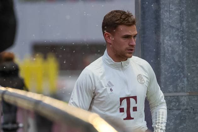Joshua Kimmich FC Bayern Muenchen, 06 training in the snow, Final training FC Bayern Muenchen, Football, UEFA Champions League, Preliminary round, Matchday 5, Season 23 24, 28 11 2023, Final training FC Bayern Muenchen, Football, UEFA Champions League, Preliminary round, Matchday 5, Season 23 24, 28 11 2023 Muenchen Copyright: xEibner-Pressefoto JennixMaulx EP_JML
