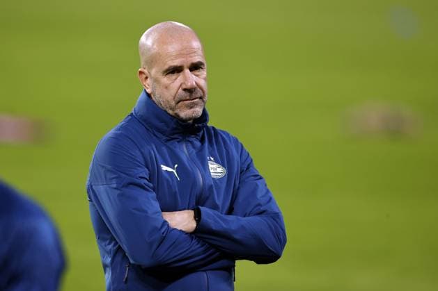 SEVILLE - PSV Eindhoven coach Peter Bosz during the MD-1 training session ahead of the UEFA Champions League group B match against Sevilla FC at the Estadio Ramon Sanchez-Pizjuan on November 28, 2023 in Seville, Spain. ANP MAURICE VAN STEEN UEFA Champions League 2023 24 2023 2024 xVIxANPxSportx xxANPxIVx 484954117 originalFilename: 484954117.jpg
