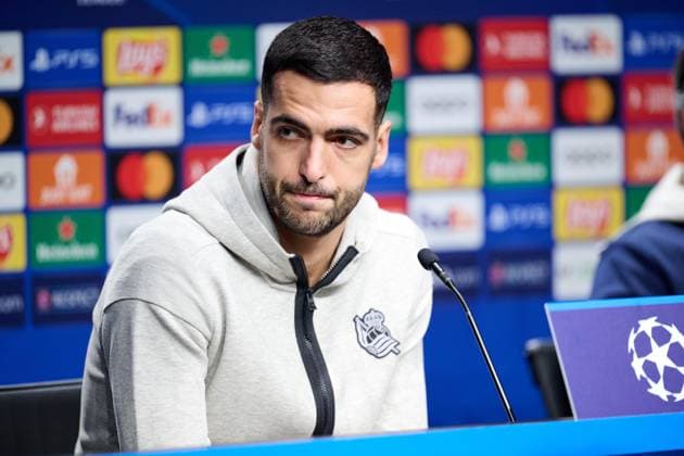 SOCCER - UEFA CL, Sociedad vs RBS SAN SEBASTIAN,SPAIN,28.NOV.23 - SOCCER - UEFA Champions League, group stage, Real Sociedad vs Red Bull Salzburg, preview, press conference, PK, Pressekonferenz Sociedad. Image shows Mikel Merino (Sociedad).  GEPAxpictures xDanielxFernandez